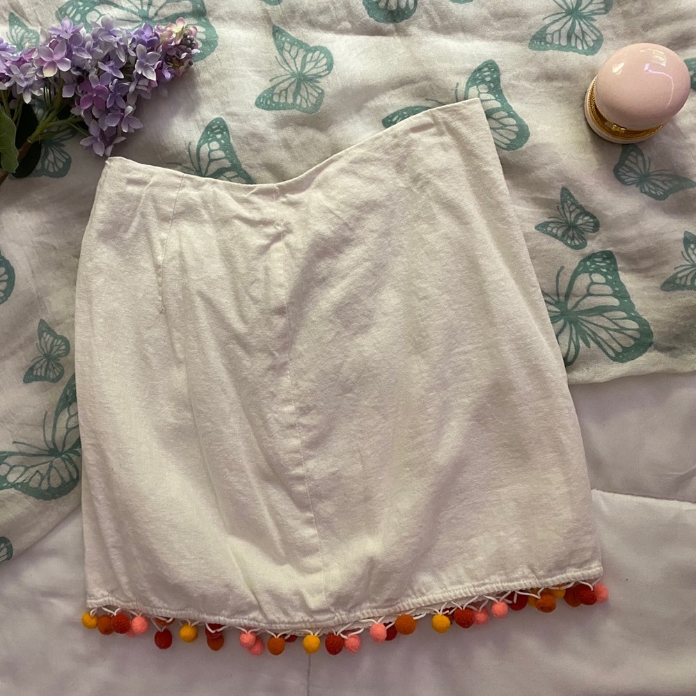 White Pom Poms Skirt